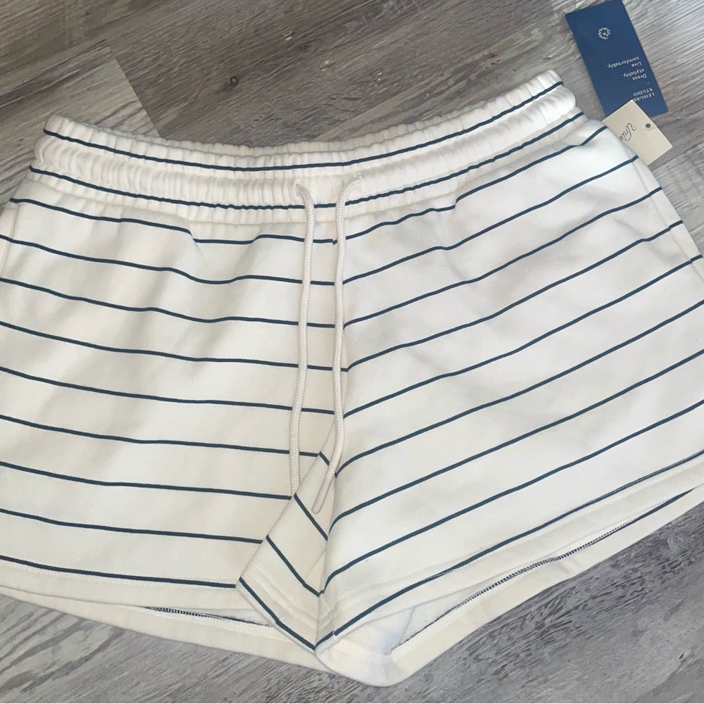 Universal Thread White and Black Striped Athletic Shorts